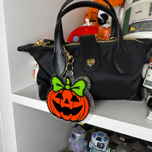 Jackolantern with Bow bag charm